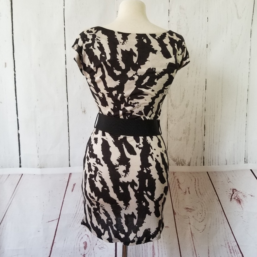 Wet Seal Belted Printed Dress - Picture 3 of 7